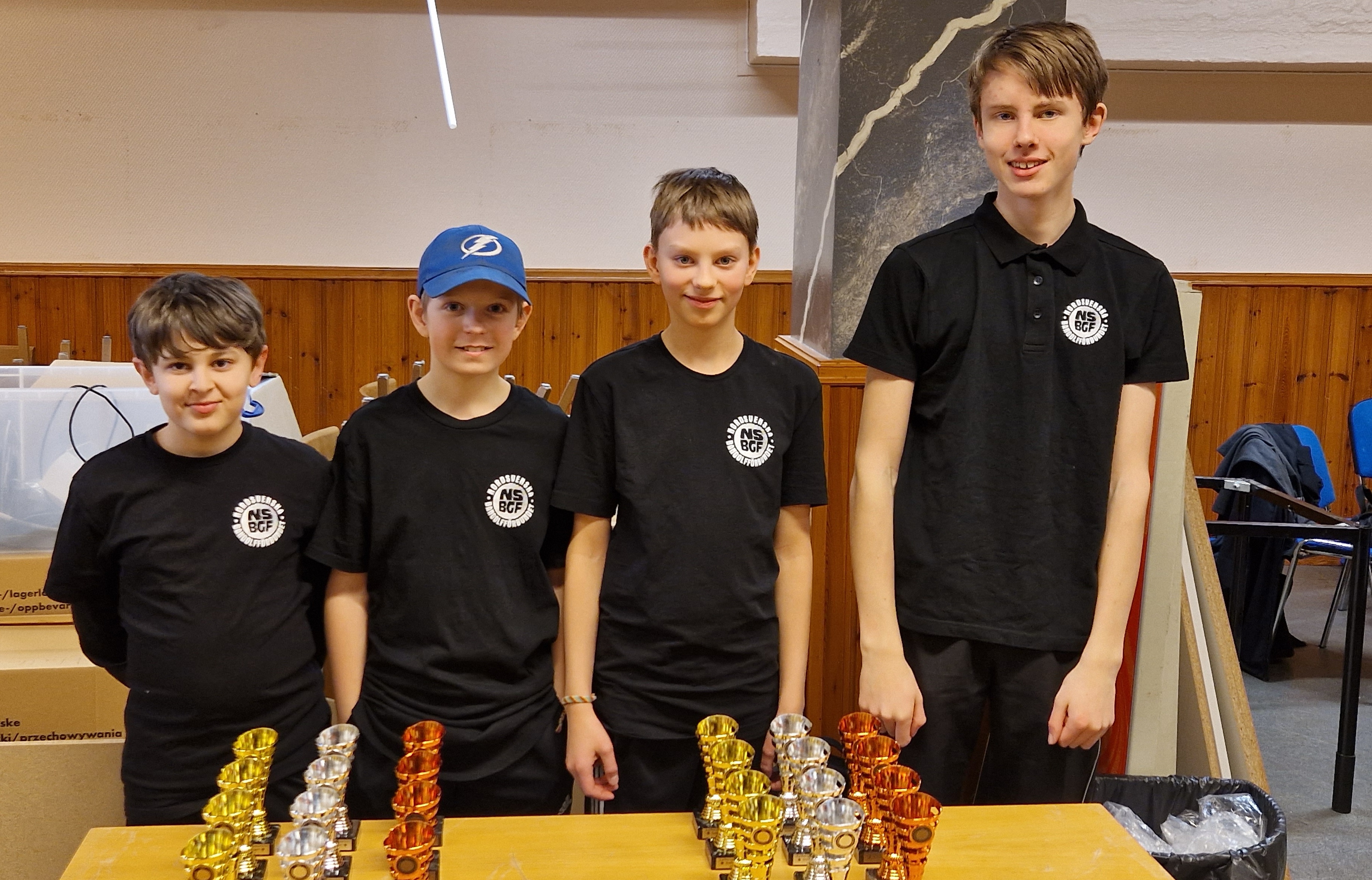 pudding-kids-gold